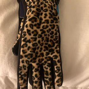 Isotoner gloves! Never been worn